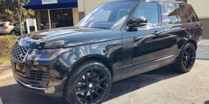 Land Rover Range Rover with Ace Alloys AFF02 Matte Black Size 22